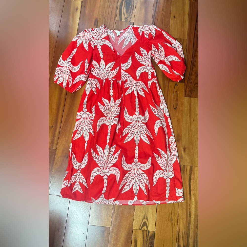 HM red dress